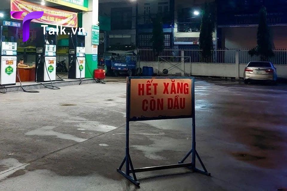 Nhiều cây xăng đóng cửa tại TP Hồ Chí Minh 